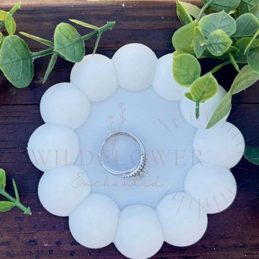 Daisy Jewelry Tray | Trinket Tray | 3D Print Jewelry Tray | PLA 3D Print - Wildflower Enchanted
